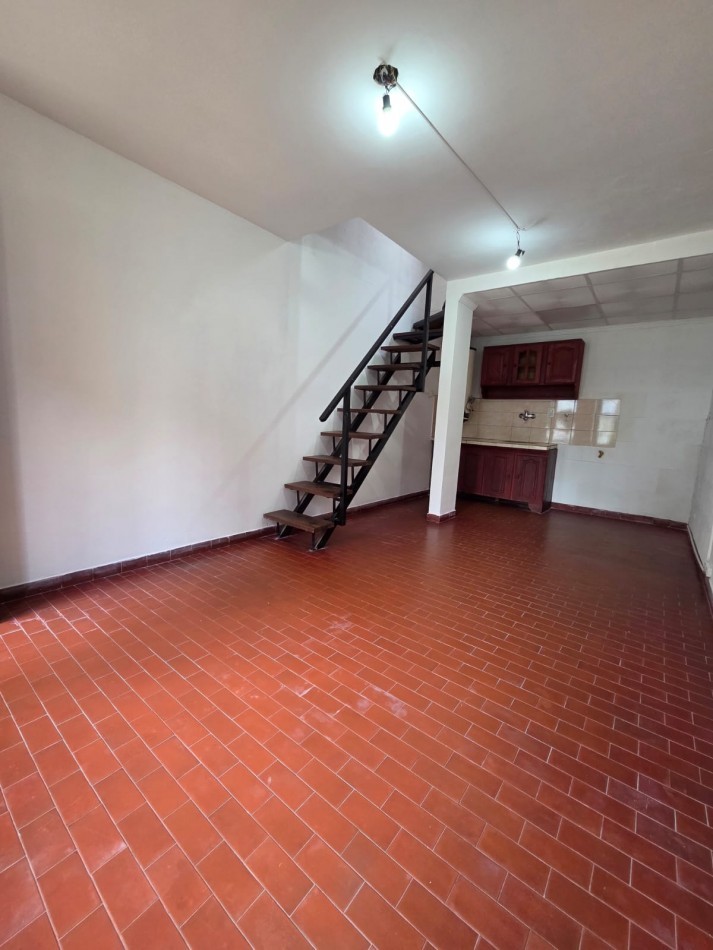 Duplex 2 Ambientes en Roca San Miguel 