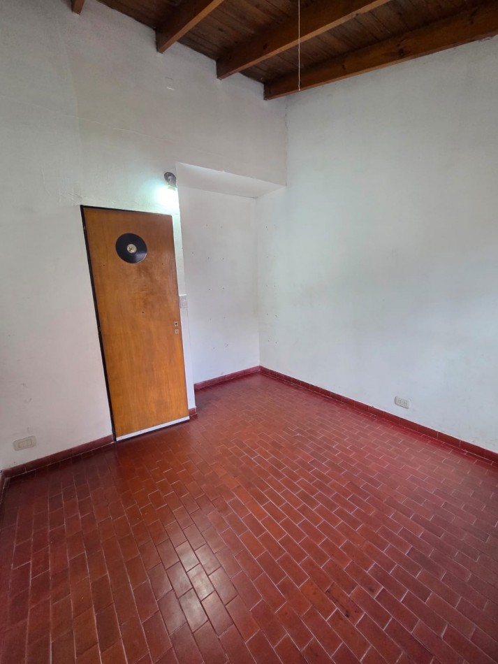 Duplex 2 Ambientes en Roca San Miguel 